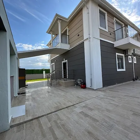 Assos Suits 1 וילה *