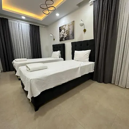 Assos Suits 1 וילה