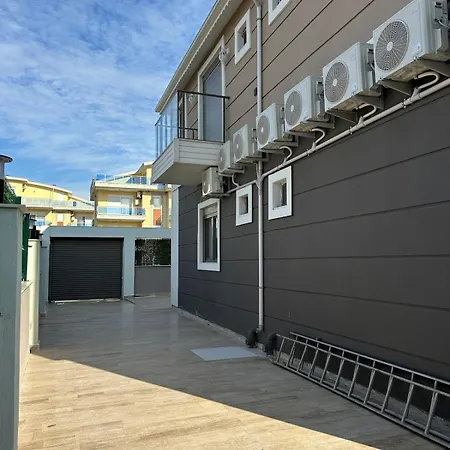 Assos Suits 1 Villa *