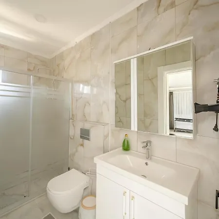 Вилла Assos Suits 1