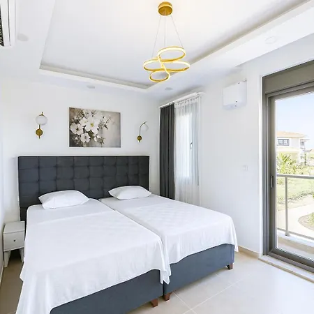 Assos Suits 1 * Белек