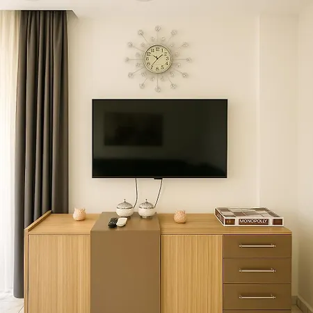 Villa Assos Suits 1 *