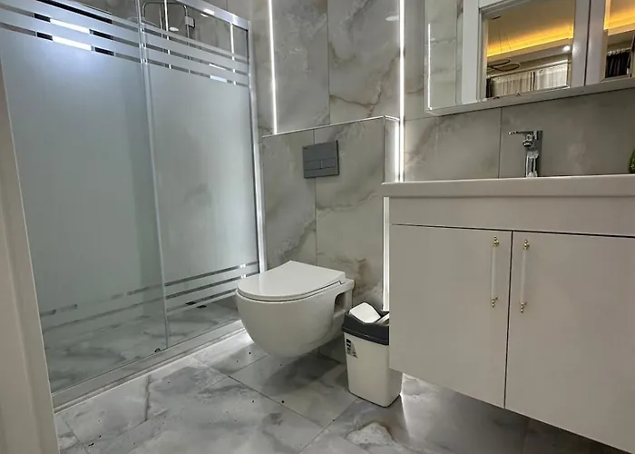 빌라 Assos Suits 1