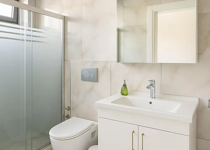 Assos Suits 1 באלאק